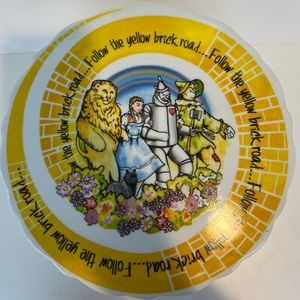 Cardew Design Wizard of Oz cake stand